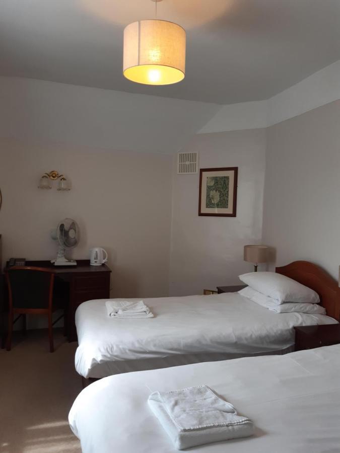 Crescent Hotel London Bagian luar foto
