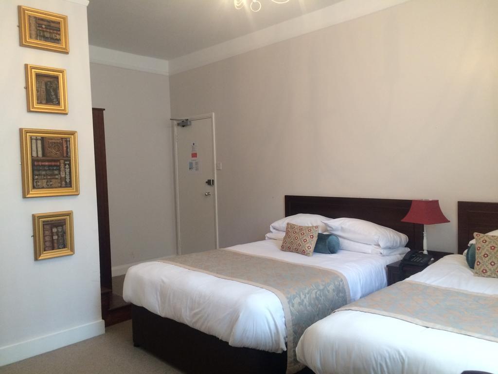 Crescent Hotel London Bagian luar foto