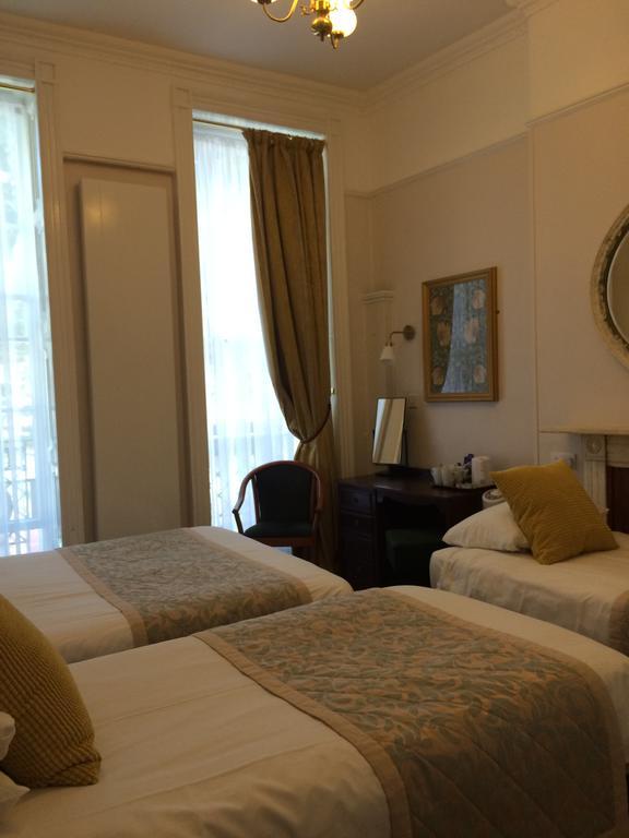 Crescent Hotel London Bagian luar foto